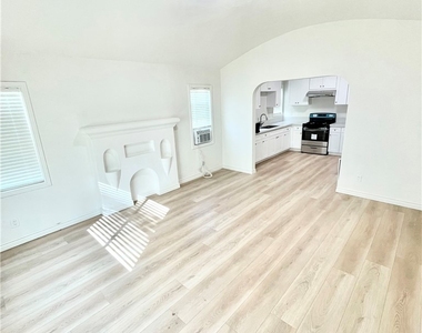 1504 S Garfield - Photo Thumbnail 2