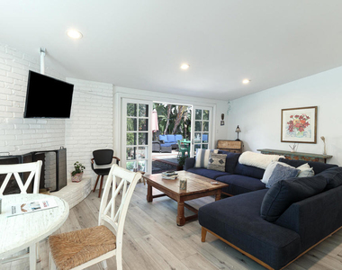 1089 Belfast Lane - Photo Thumbnail 2
