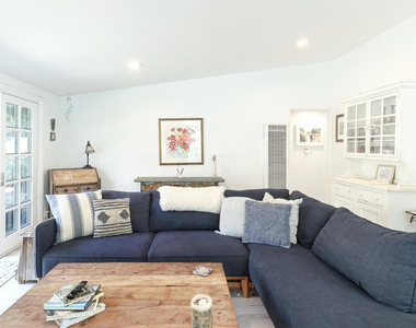 1089 Belfast Lane - Photo Thumbnail 3