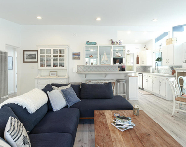 1089 Belfast Lane - Photo Thumbnail 4