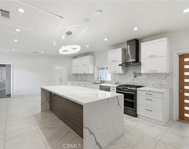 8647 Corbin Avenue - Photo Thumbnail 8