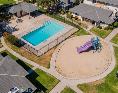 527 Spring Road - Photo Thumbnail 30