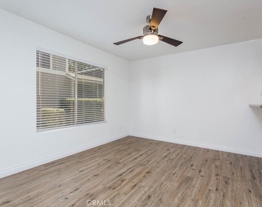 527 Spring Road - Photo Thumbnail 5