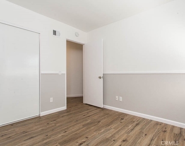 527 Spring Road - Photo Thumbnail 14