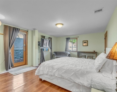 9824 Baden Avenue - Photo Thumbnail 16