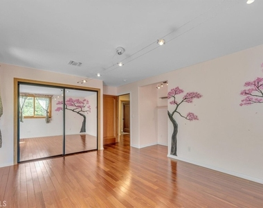 9824 Baden Avenue - Photo Thumbnail 26
