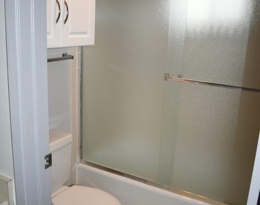 1239 E Foothill Boulevard - Photo Thumbnail 25