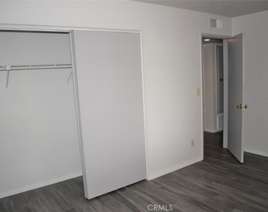 1239 E Foothill Boulevard - Photo Thumbnail 17