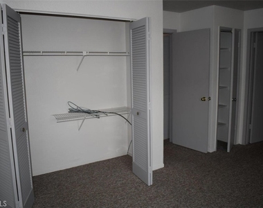 1239 E Foothill Boulevard - Photo Thumbnail 28