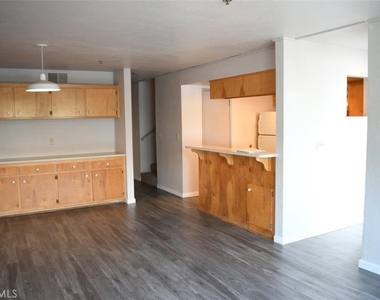 1239 E Foothill Boulevard - Photo Thumbnail 6