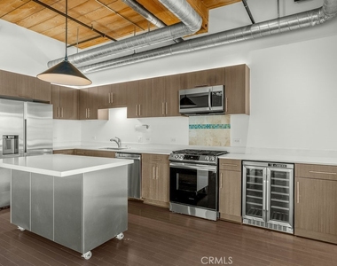 530 S Hewitt Street - Photo Thumbnail 9