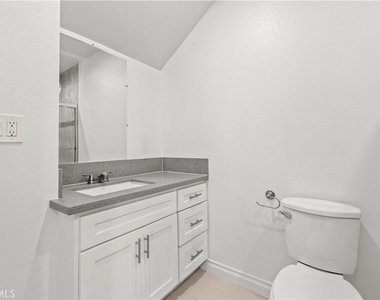 4816 Saturn Street - Photo Thumbnail 6