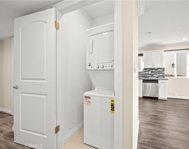 4816 Saturn Street - Photo Thumbnail 7