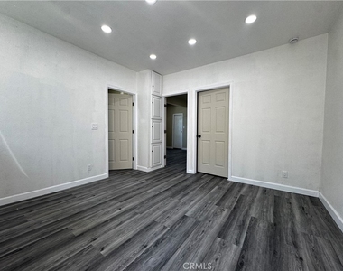851 Woodcrest - Photo Thumbnail 2