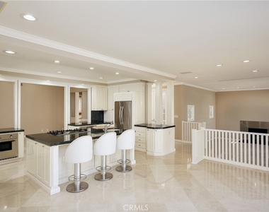 736 Harbor Island Drive - Photo Thumbnail 8