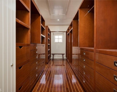 736 Harbor Island Drive - Photo Thumbnail 26
