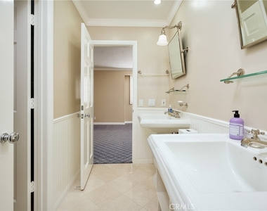 736 Harbor Island Drive - Photo Thumbnail 30