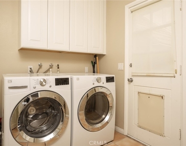 736 Harbor Island Drive - Photo Thumbnail 35