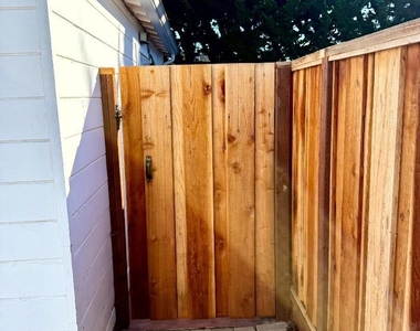1354 N Main Street - Photo Thumbnail 12