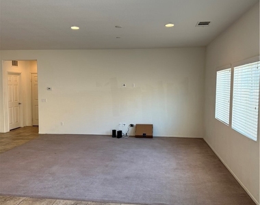 6840 Sunsight - Photo Thumbnail 14