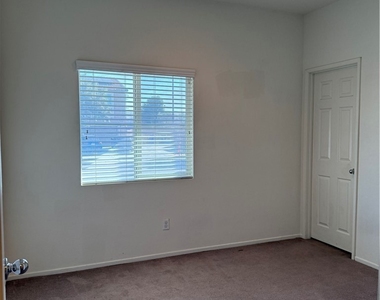 6840 Sunsight - Photo Thumbnail 24
