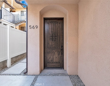 569 E Cypress Avenue - Photo Thumbnail 1