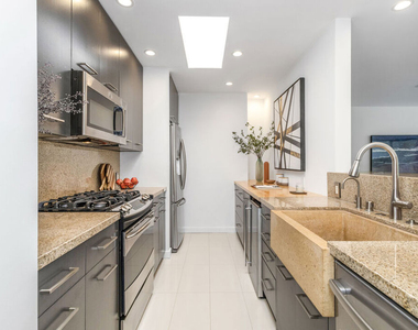 9834 Wanda Park Drive - Photo Thumbnail 16