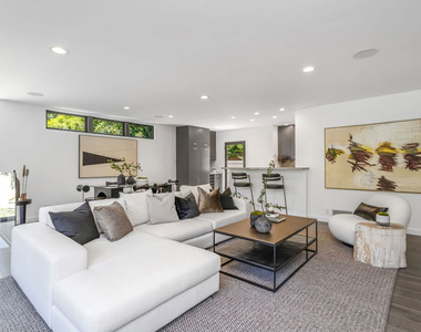 9834 Wanda Park Drive - Photo Thumbnail 9