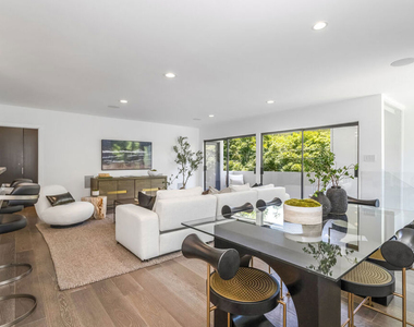 9834 Wanda Park Drive - Photo Thumbnail 10