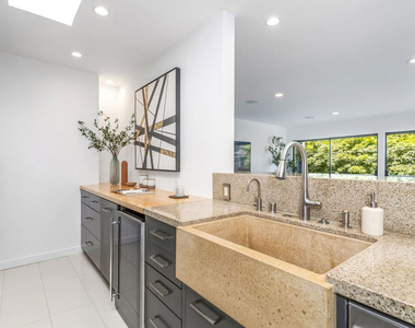 9834 Wanda Park Drive - Photo Thumbnail 15