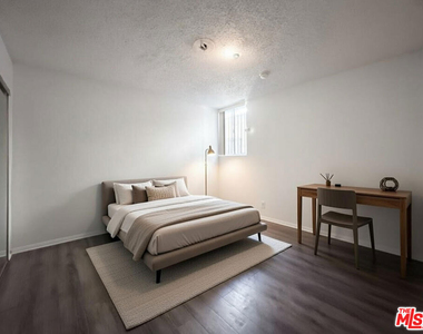 1208 W Adams Boulevard - Photo Thumbnail 2