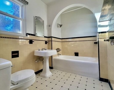1362 S Stanley Avenue - Photo Thumbnail 13