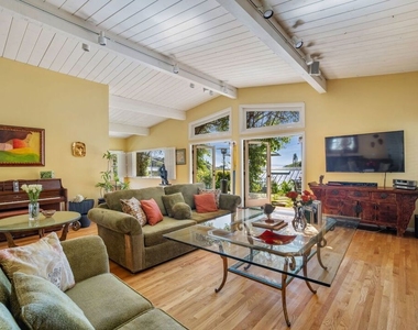 1336 Bienveneda Avenue - Photo Thumbnail 9