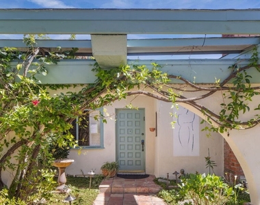 1336 Bienveneda Avenue - Photo Thumbnail 5
