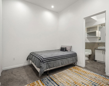 710 N Orlando Avenue - Photo Thumbnail 17