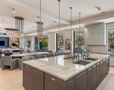618 N Beverly Drive - Photo Thumbnail 10
