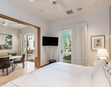 618 N Beverly Drive - Photo Thumbnail 30