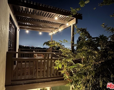 1761 N Orange Grove Avenue - Photo Thumbnail 38
