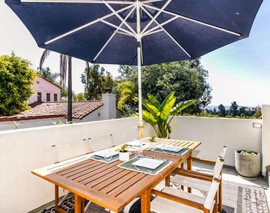 1761 N Orange Grove Avenue - Photo Thumbnail 18