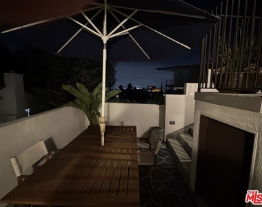 1761 N Orange Grove Avenue - Photo Thumbnail 36