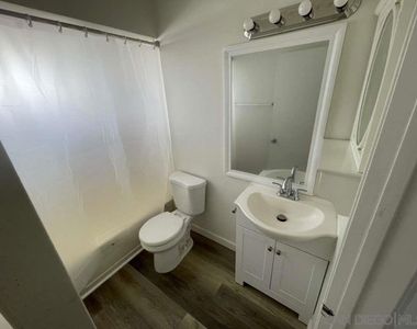 1259 E Ohio Ave - Photo Thumbnail 9