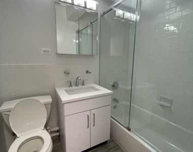 East 57th Street And 3rd Avenue - Photo Thumbnail 6