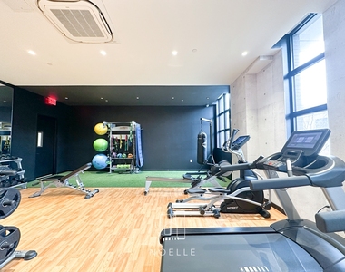 68 Gold Street - Photo Thumbnail 15