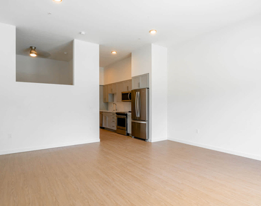 8020 161st Ave Northeast - Photo Thumbnail 17