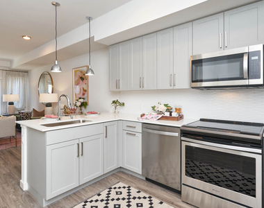 8020 161st Ave Northeast - Photo Thumbnail 10
