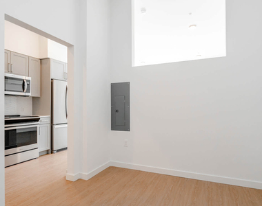 8020 161st Ave Northeast - Photo Thumbnail 27