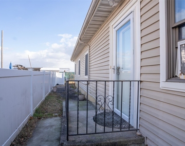 4001 Broadway - Photo Thumbnail 2