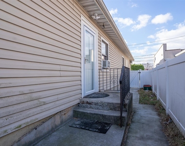 4001 Broadway - Photo Thumbnail 22