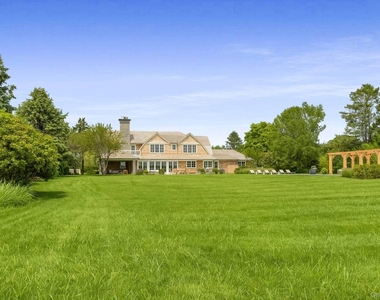 571 Pauls Lane - Photo Thumbnail 2