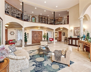 13 Seatuck Lane - Photo Thumbnail 4